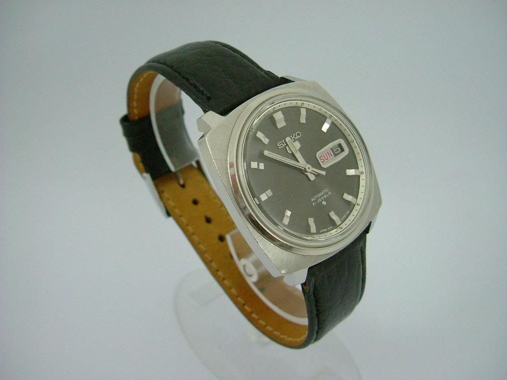 seiko 5 automatic square face
