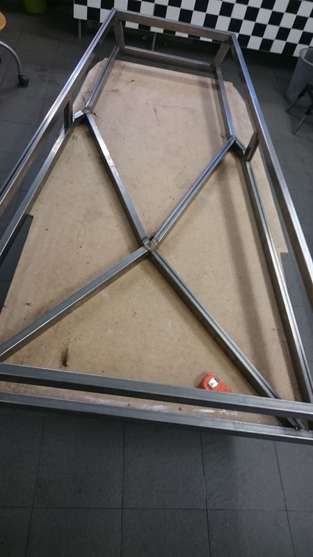 http://i50.photobucket.com/albums/f305/Quinnan/Chassiebygge/2015-12-30%2014.30.09_zpsakw2vcga.jpg