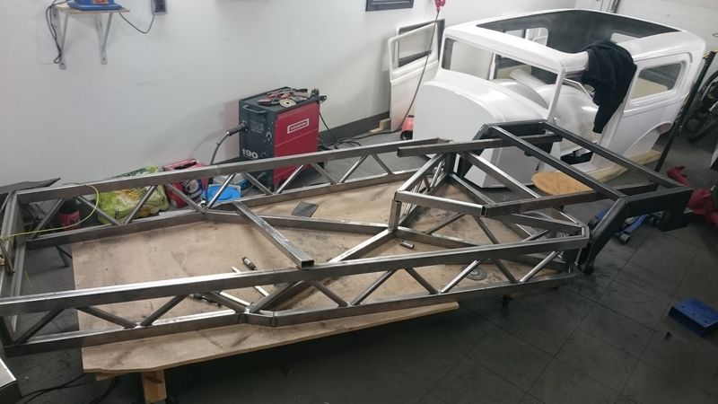 http://i50.photobucket.com/albums/f305/Quinnan/Chassiebygge/2016-01-06%2015.40.25_zpsc7zywhgu.jpg