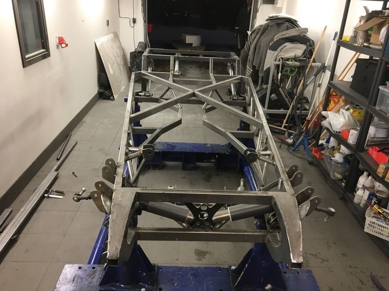 http://i50.photobucket.com/albums/f305/Quinnan/Chassiebygge/2016-11-06%2016.29.09_zpsfznfjc5o.jpg
