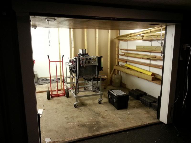 http://i50.photobucket.com/albums/f305/Quinnan/Projekt%20Garage/2013-12-15182305_zps36d86f80.jpg