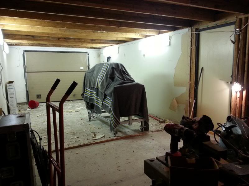 http://i50.photobucket.com/albums/f305/Quinnan/Projekt%20Garage/2013-12-21160121_zps45dee6eb.jpg