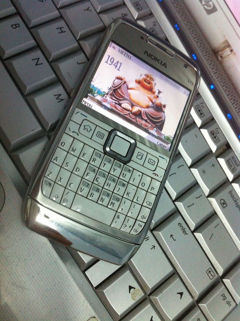 Sony J108i Cenda nhà mạng và E71 có quà tặng hấp dẫn - 4