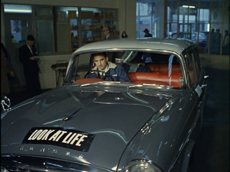 vlcsnap-2013-06-10-21h05m11s85_zpsab3f2d