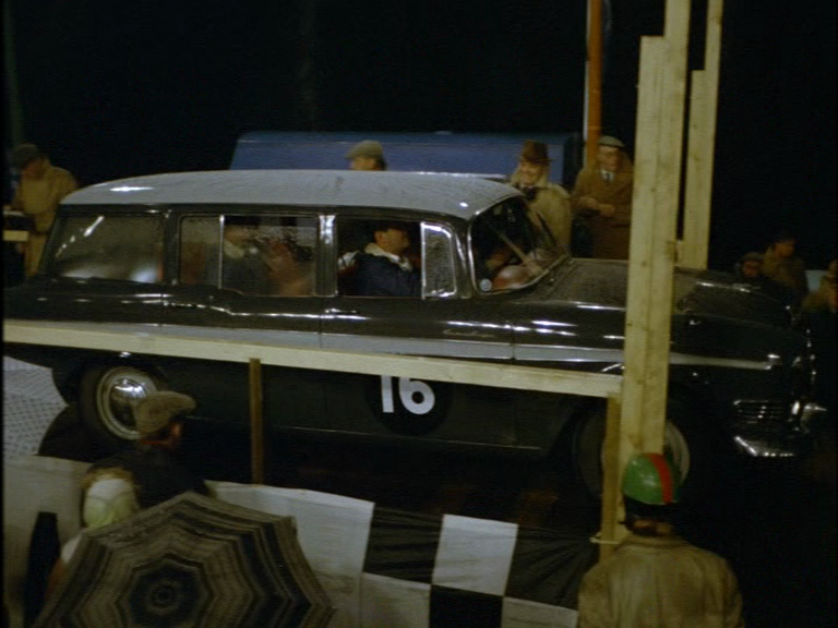 vlcsnap-2013-06-10-21h06m05s124_zpse0acd