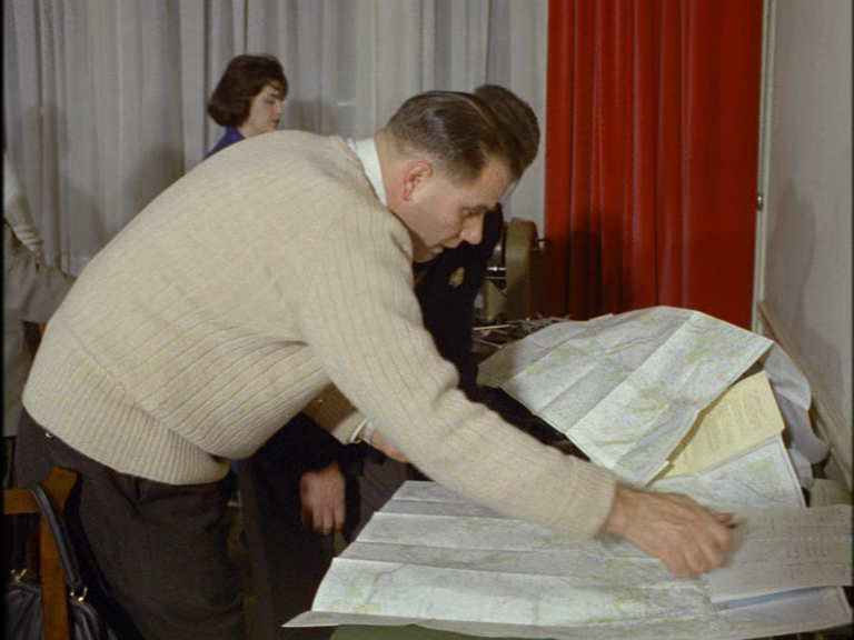 vlcsnap-2013-06-10-21h14m34s149_zpsb2b21