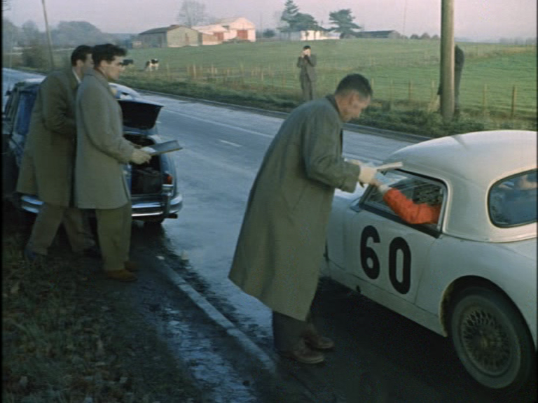 vlcsnap-2013-06-10-21h19m08s88_zps36ea77