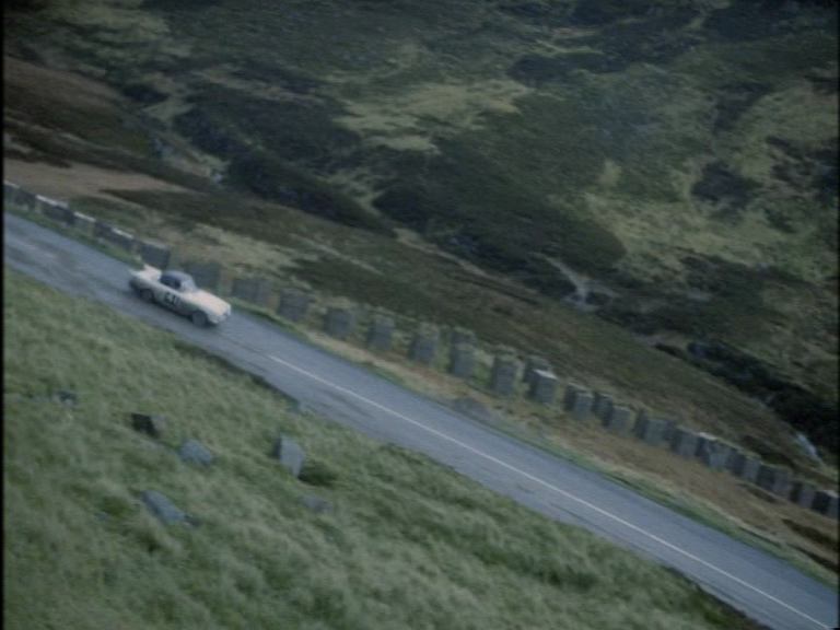 vlcsnap-2013-06-10-21h21m33s218_zpsee33f