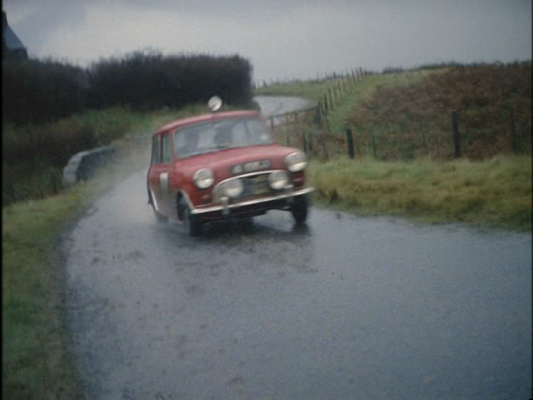 vlcsnap-2013-06-10-21h22m37s108_zps353c8