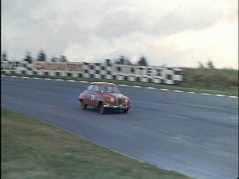 vlcsnap-2013-06-10-21h29m05s127_zpsbfff9