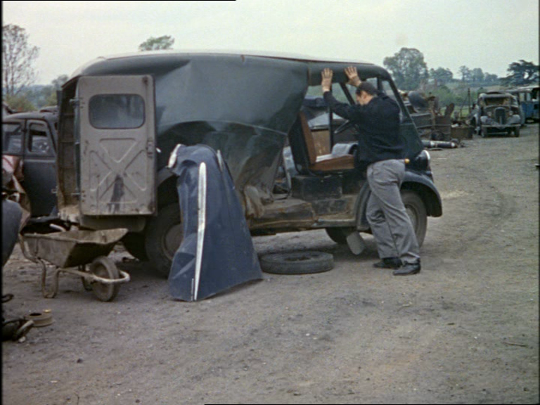 vlcsnap-2013-06-23-19h06m41s157_zpsa9d2f