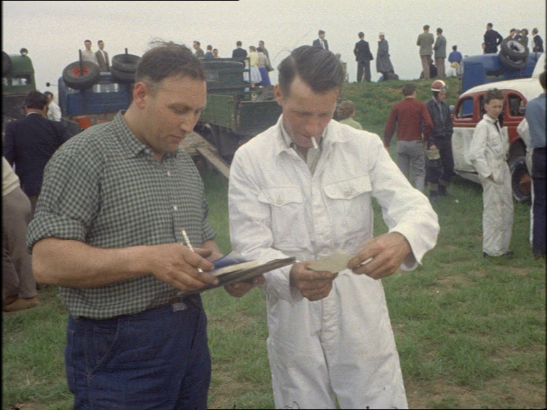 vlcsnap-2013-06-23-19h18m33s183_zps9a54f