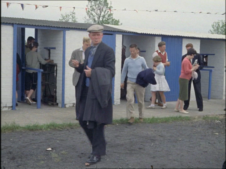 vlcsnap-2013-06-23-19h19m16s93_zpsa08f5d