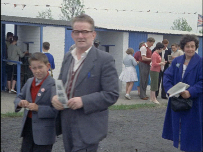 vlcsnap-2013-06-23-19h19m27s219_zps128e1