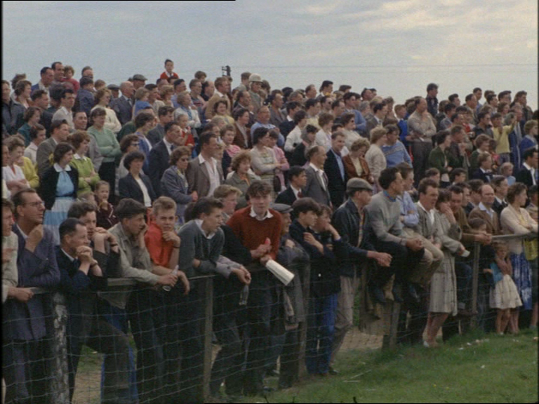 vlcsnap-2013-06-23-19h22m01s231_zps45bda