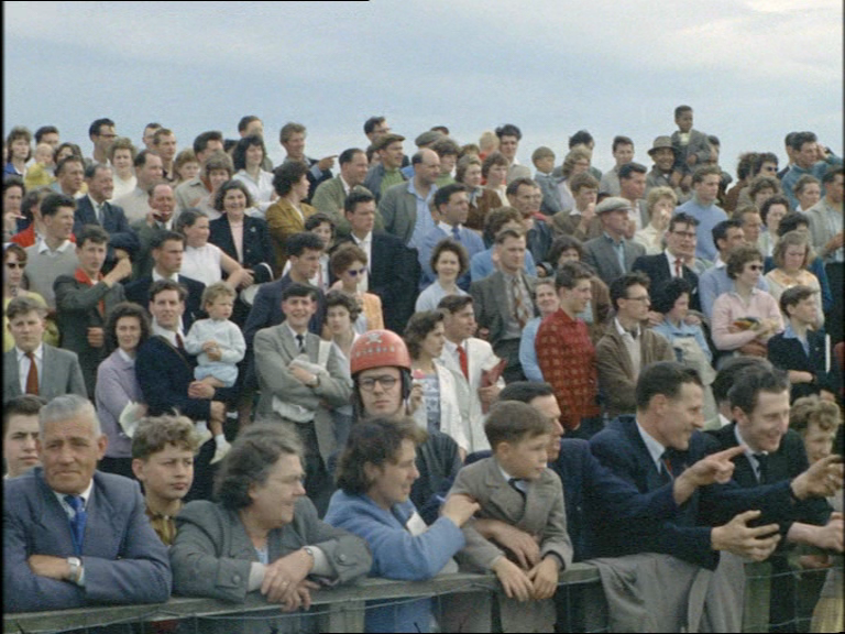 vlcsnap-2013-06-23-19h29m03s108_zps2a8c7