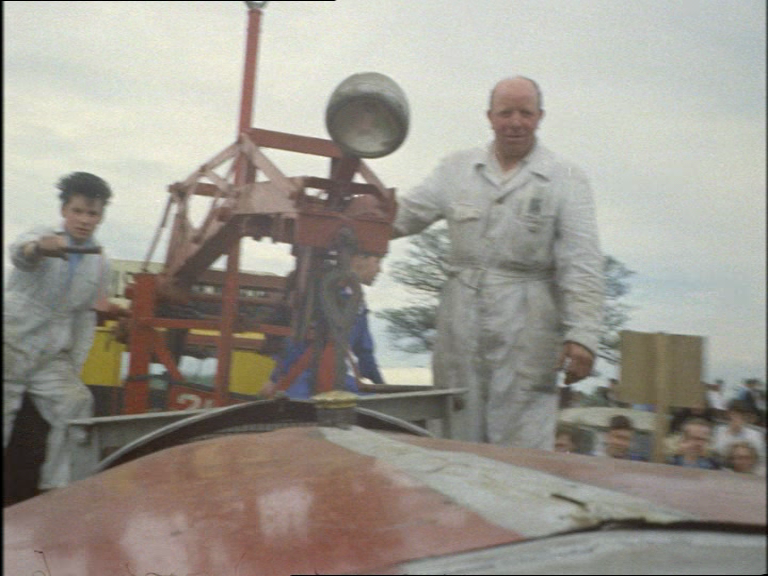 vlcsnap-2013-06-23-19h33m31s206_zpsa24b0