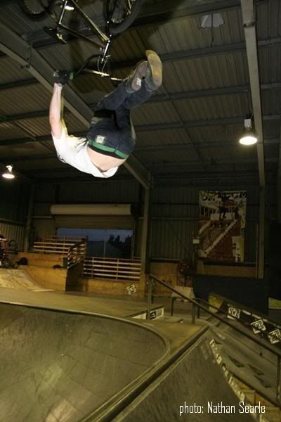 flipwhipsearlepic.jpg