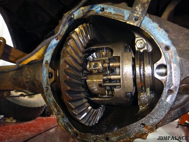 Removing Cclips and rear axles ?? The 1947 Present Chevrolet & GMC