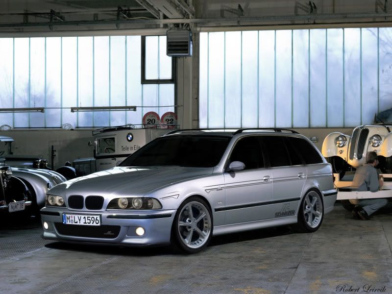 autowpru_bmw_5_series_touring_4Fini.jpg