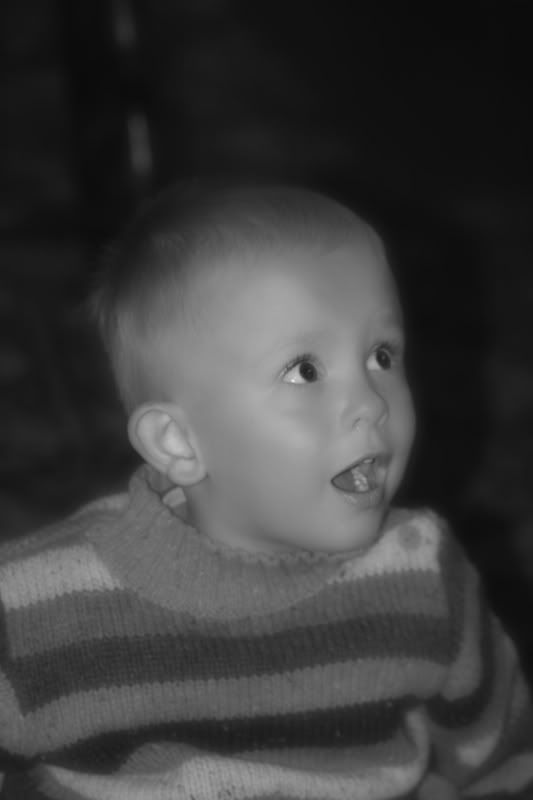 IMAGE: http://i50.photobucket.com/albums/f321/Stav13/Ethan.jpg