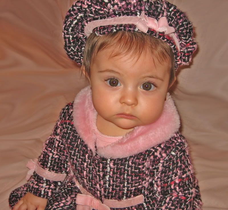 IMAGE: http://i50.photobucket.com/albums/f322/luckysmama2002-2/Picture374resize.jpg