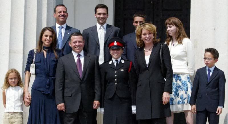 A lovely photo of the family at Princess Iman's Sandhurst Graduation