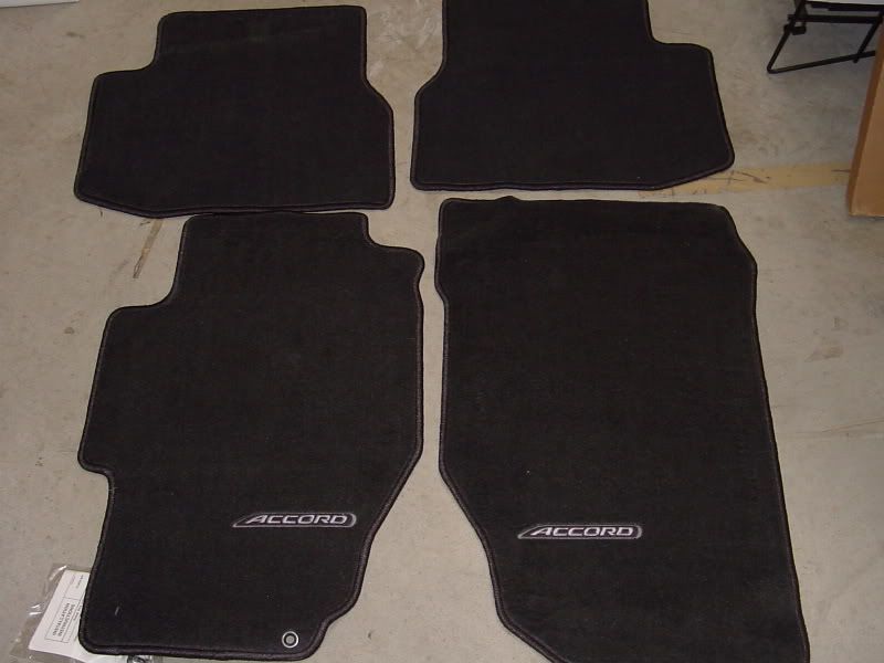 2002 Honda accord carpet floor mats #3