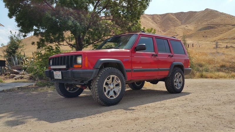 2013 Rubicon rims on 98 xj - JeepForum.com