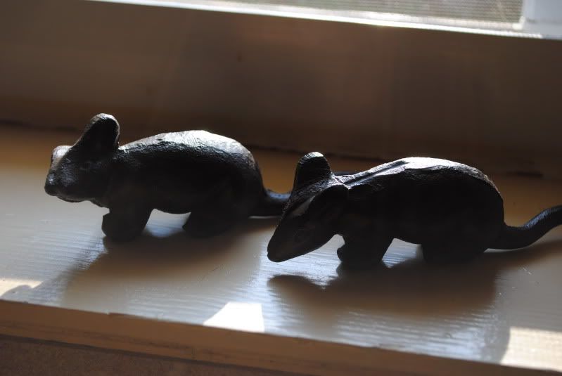 Cast Iron Mice from Boyce Feed & Seed Cast Iron Mice from Boyce Feed & Seed