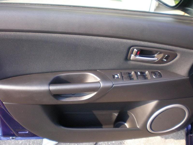 interiorleftfrontdoorafter.jpg