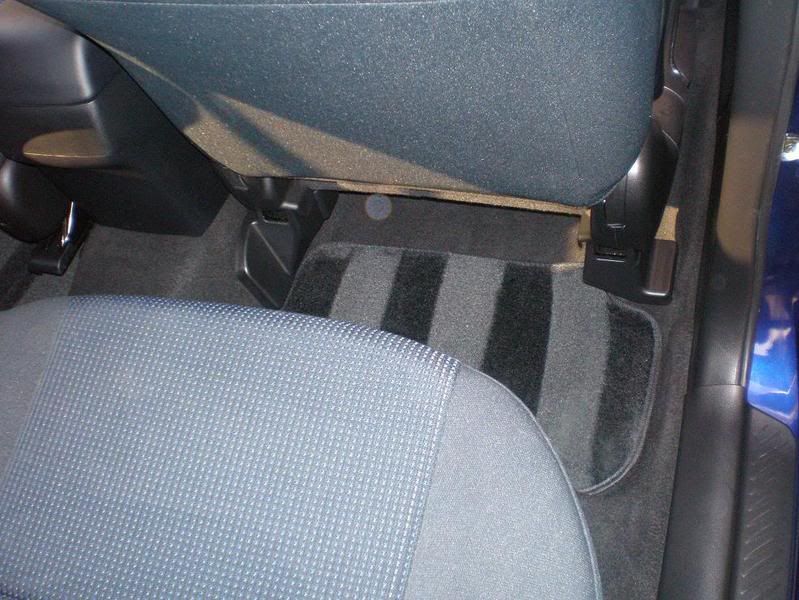 interiorpassengersiderearafter.jpg