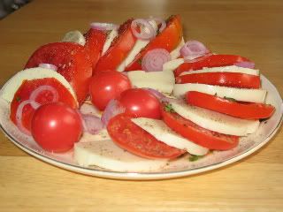 TomatoesMozBasil