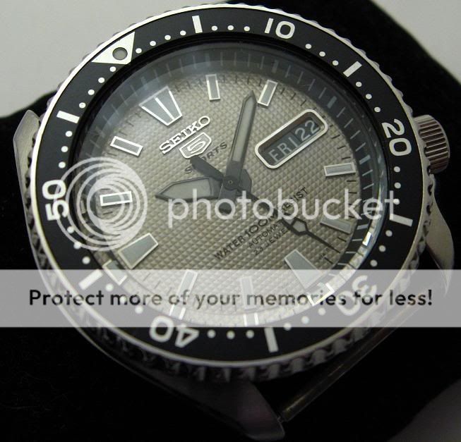 FS: Stunning White / Silver Dial Seiko SKX007 Mod | WatchUSeek Watch Forums
