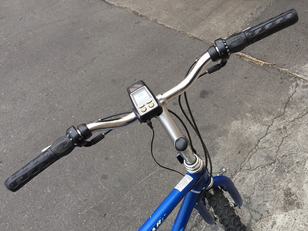 bicycle riser handlebars