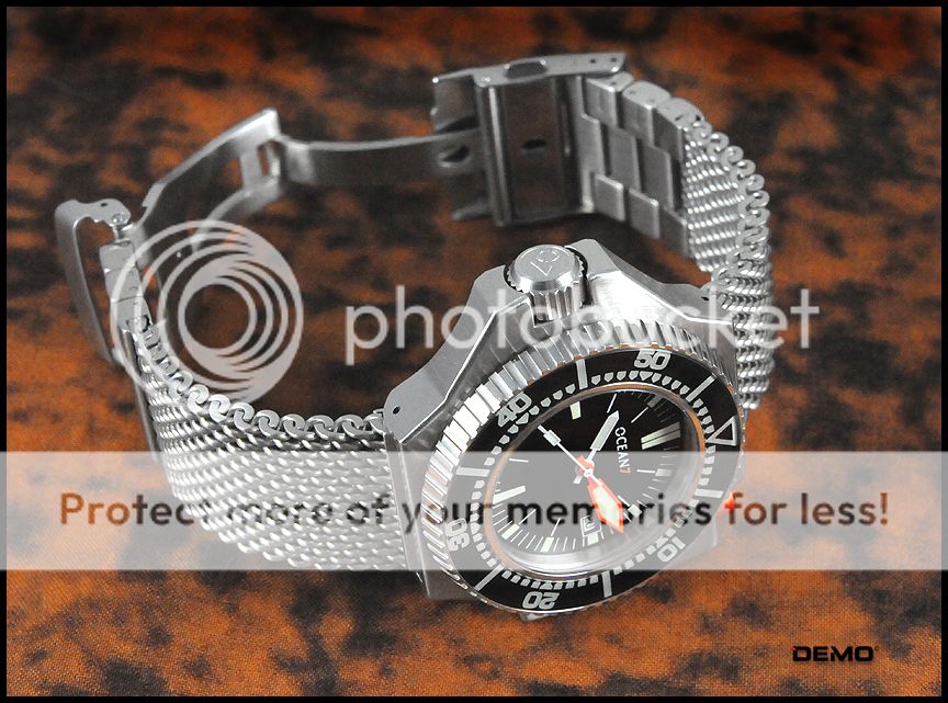 Diver watches on mesh? Post (yours) here