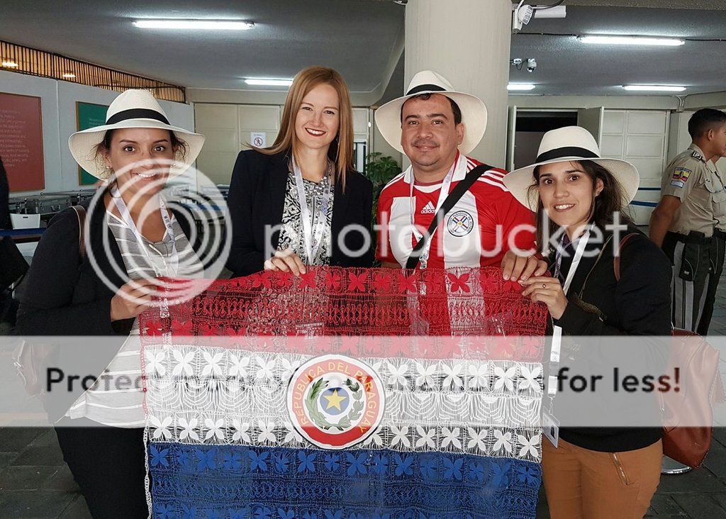 Los Caaguaceños siendo recibidos por la Ministra de la Senavitat Soledad Nuñez . / Foto: Senavitat.