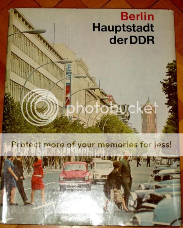 VINTAGE OLD BOOK GUIDEBOOK * BERLIN   EAST GERMANY*1971  